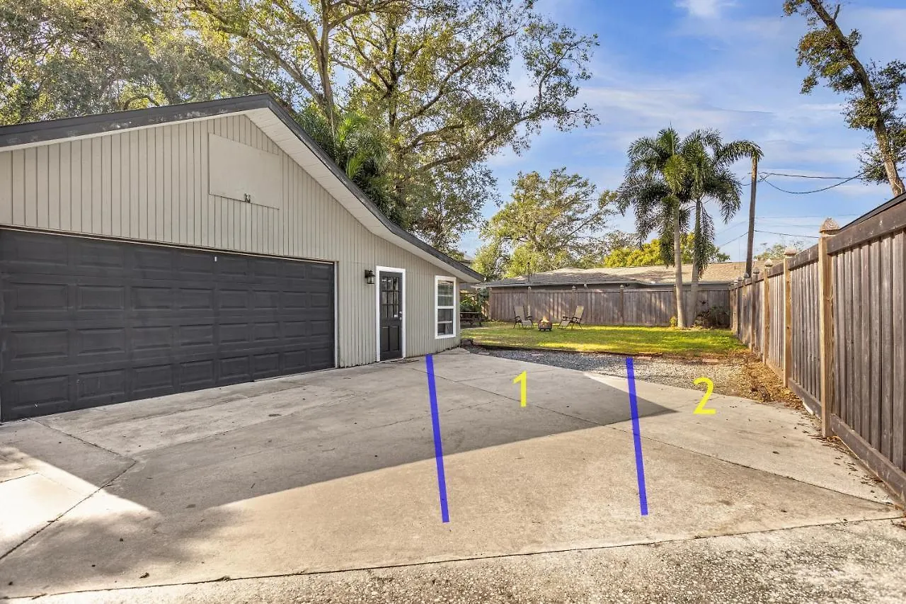 Orlando Oasis! Free Laundry & Parking Near Disney! 0*,